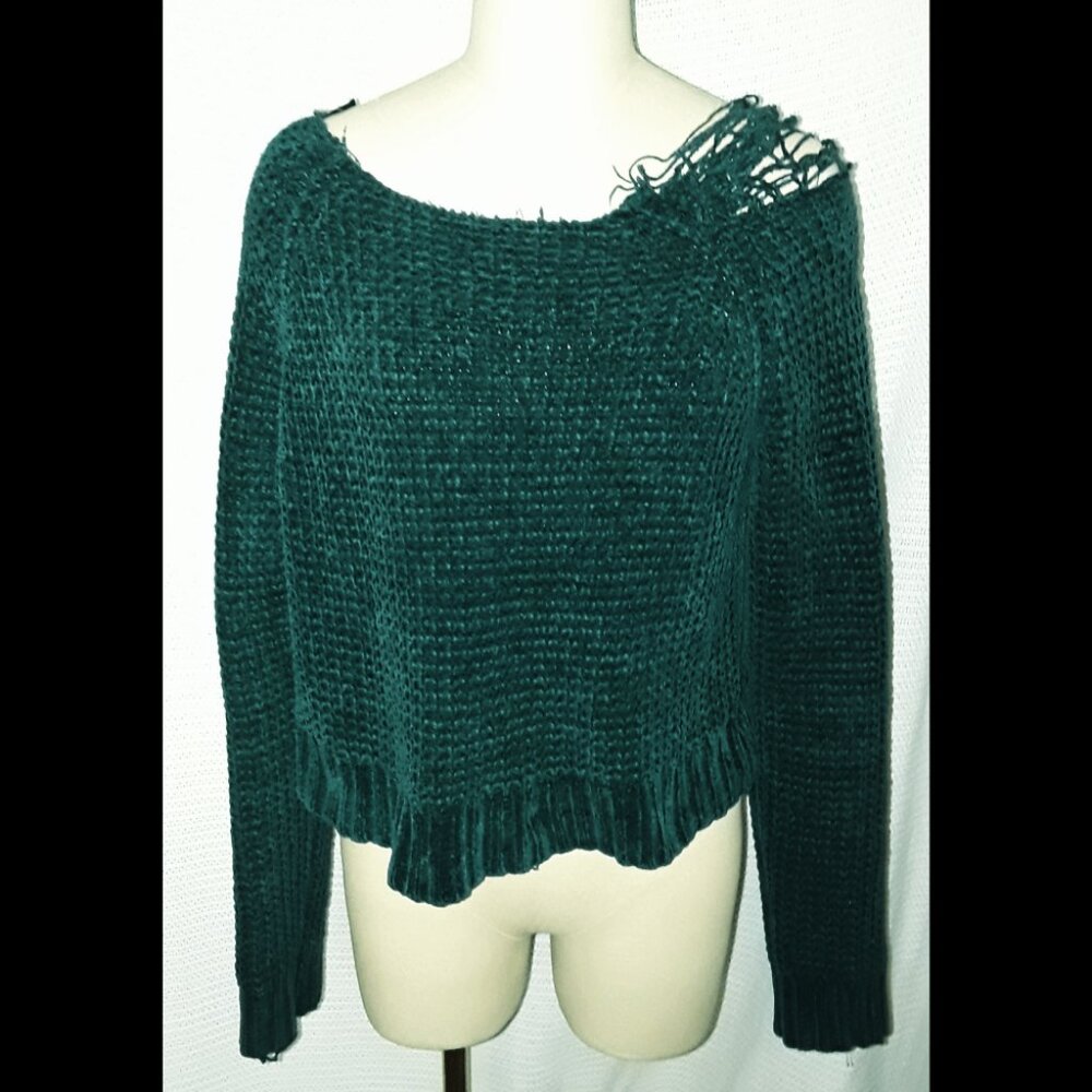 Distressed green knit sweater | Size Small